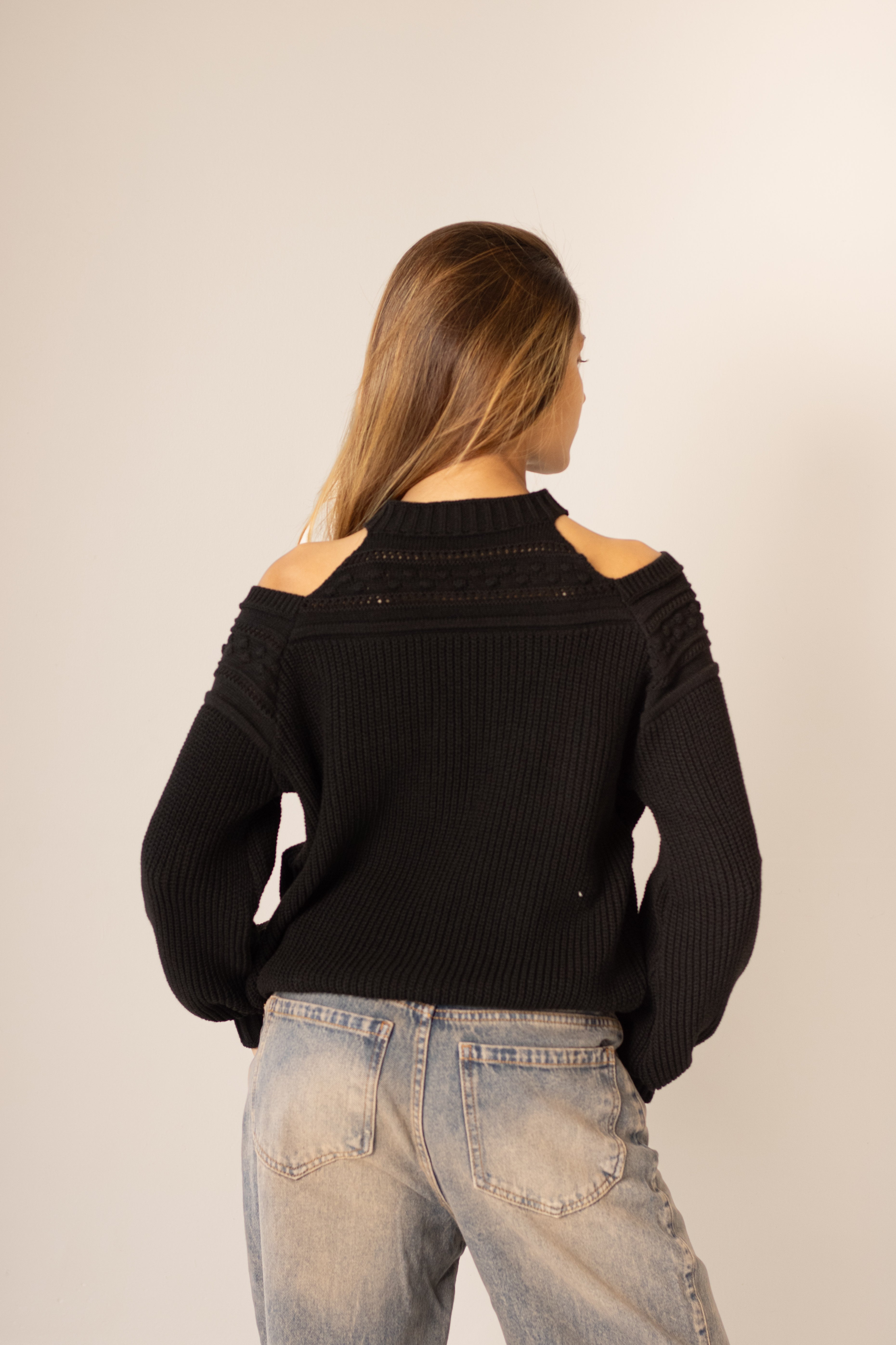 Blusa de Lã Manga Bufante com Recorte